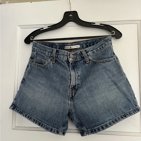 vintage tommy hilfiger jean shorts - Picture 1 of 4
